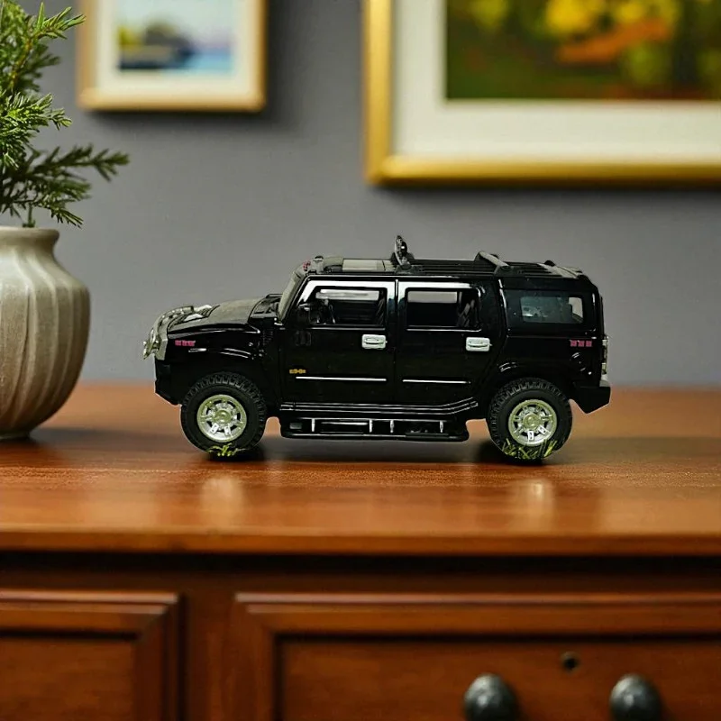 Hummer H2 1:24 Diecast Model - Image 2