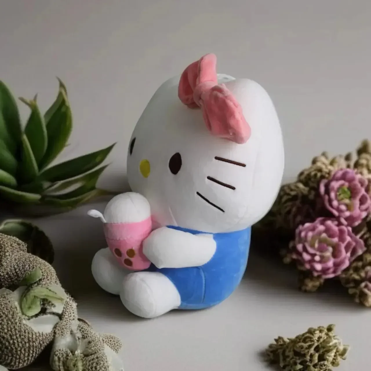 Ice Cream Fan Hello Kitty Plushie (30 cm) - Image 2