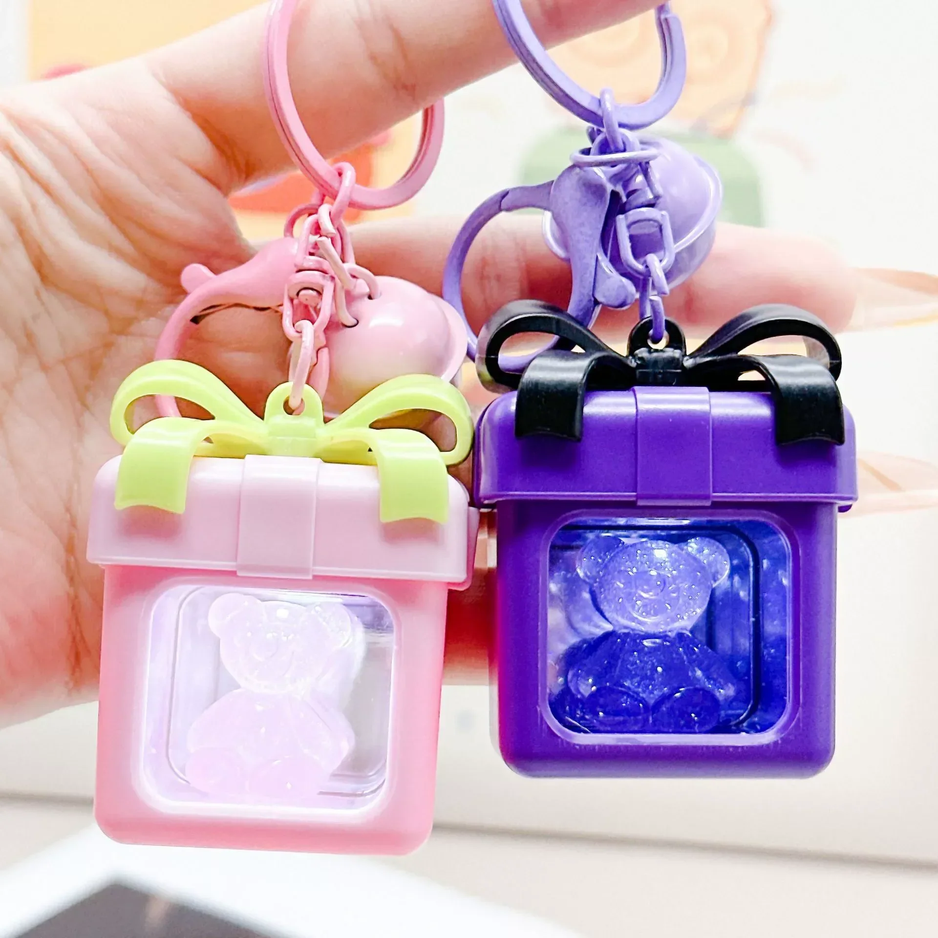 Illuminated Beary Gift Box Keychain - Image 4