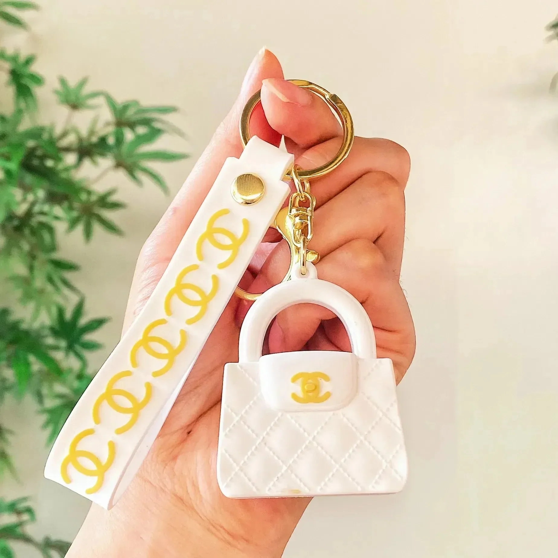 Luxury CC Bag Shaped Keychain - Image 5