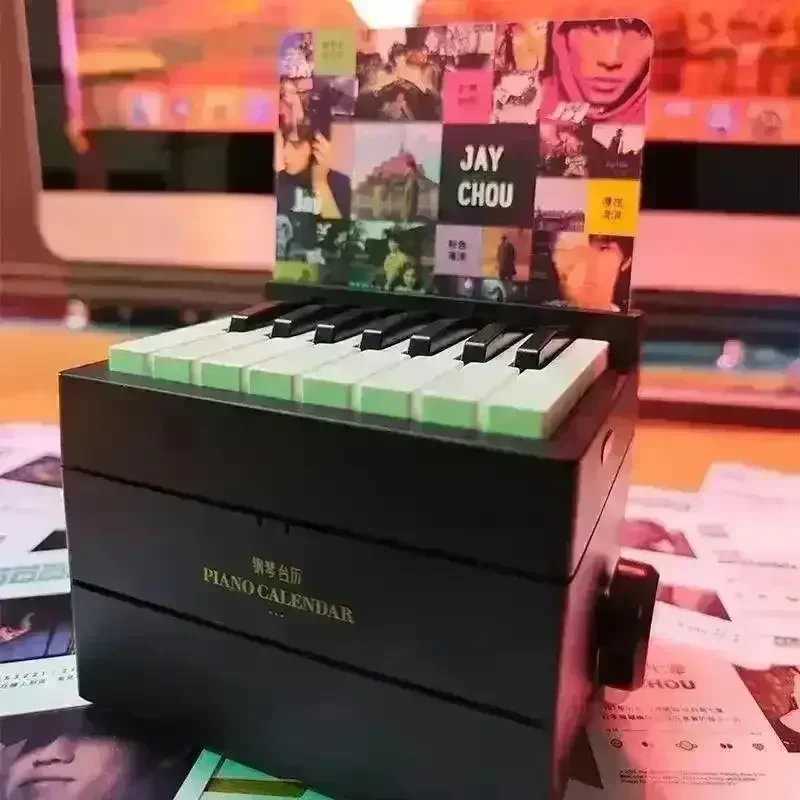 Jay Chou Playable Piano Desk Calendar - Image 4