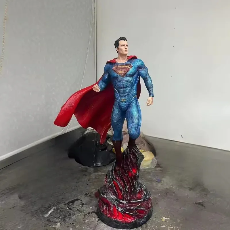 JL Superman Glowing Base Figure (73 cm) - Image 7