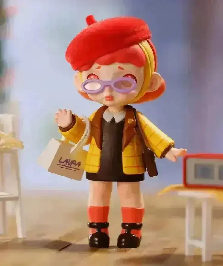 Laura Fashion Trendsetter Series Figurine - Image 7