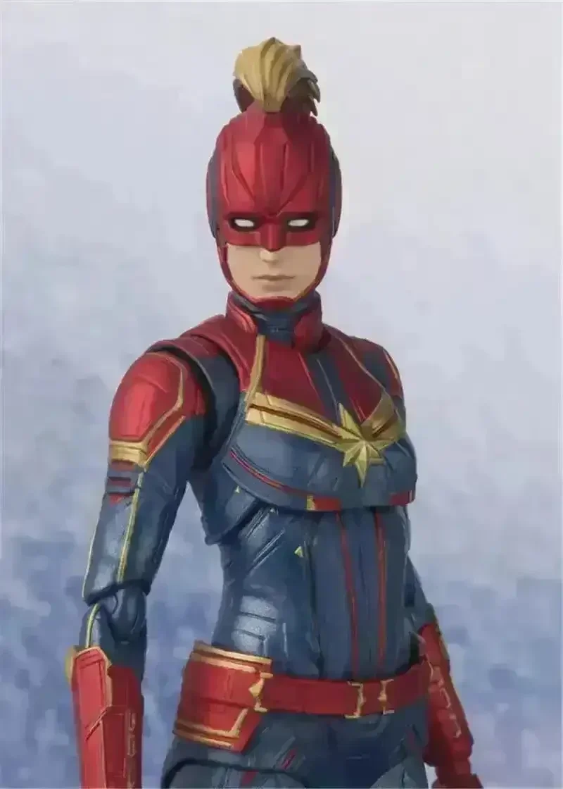 Legends Series Captain MRVL Action Figure (15 cm) - Image 6