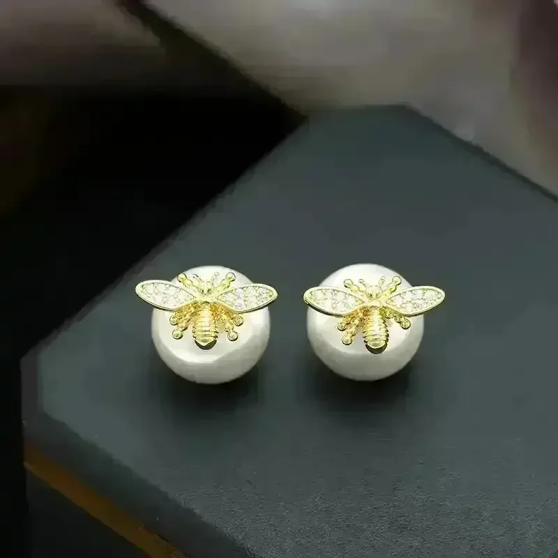 Little Bee Pearl Drop Stud Earrings - Image 7