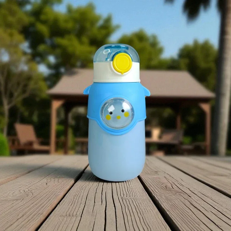 Little Explorer's Cartoon Flask (600 ml) - Image 9