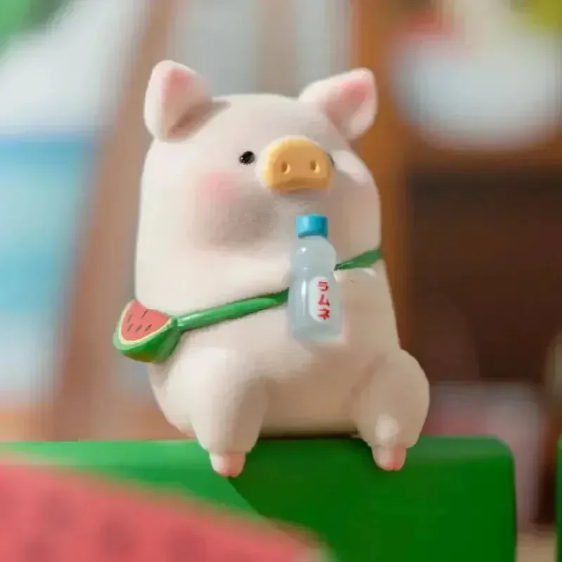 Lulu The Piggy Beach Party Blind Box - Image 13
