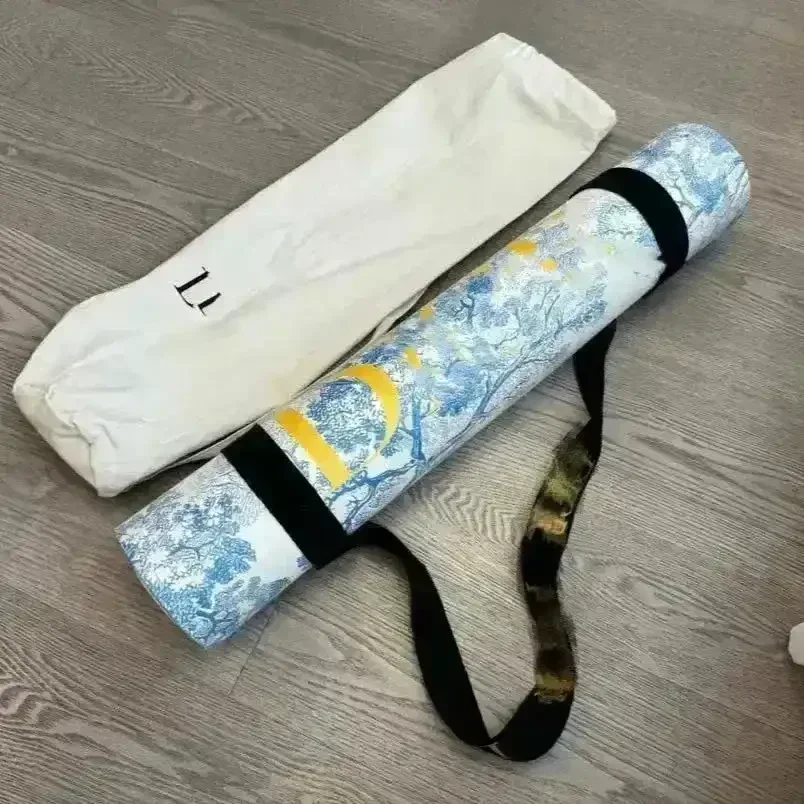 Luxury Designer Elegant Yoga Mat - Image 12