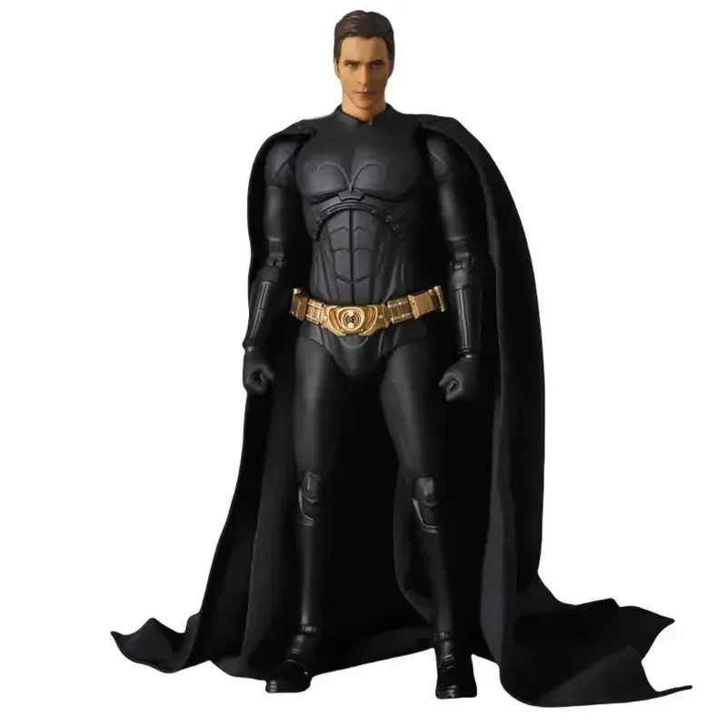 MAFEX No.049 Dark Knight Batman Action Figure - Image 7