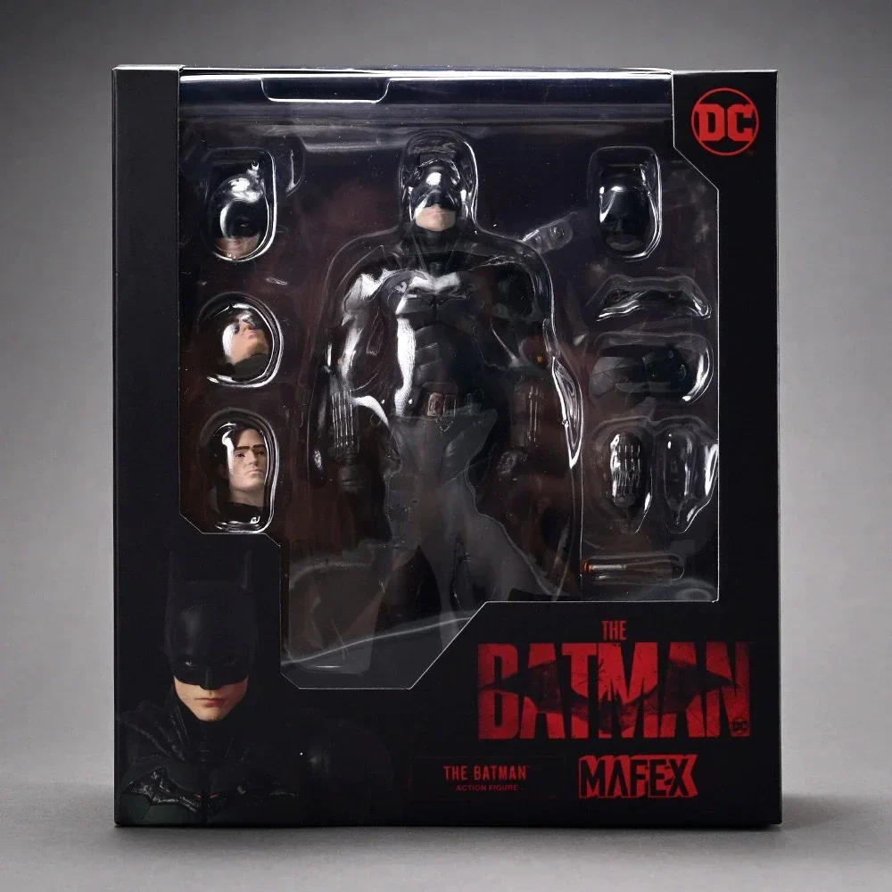 MAFX No. 188 Batman Figure (15 cm) - Image 5