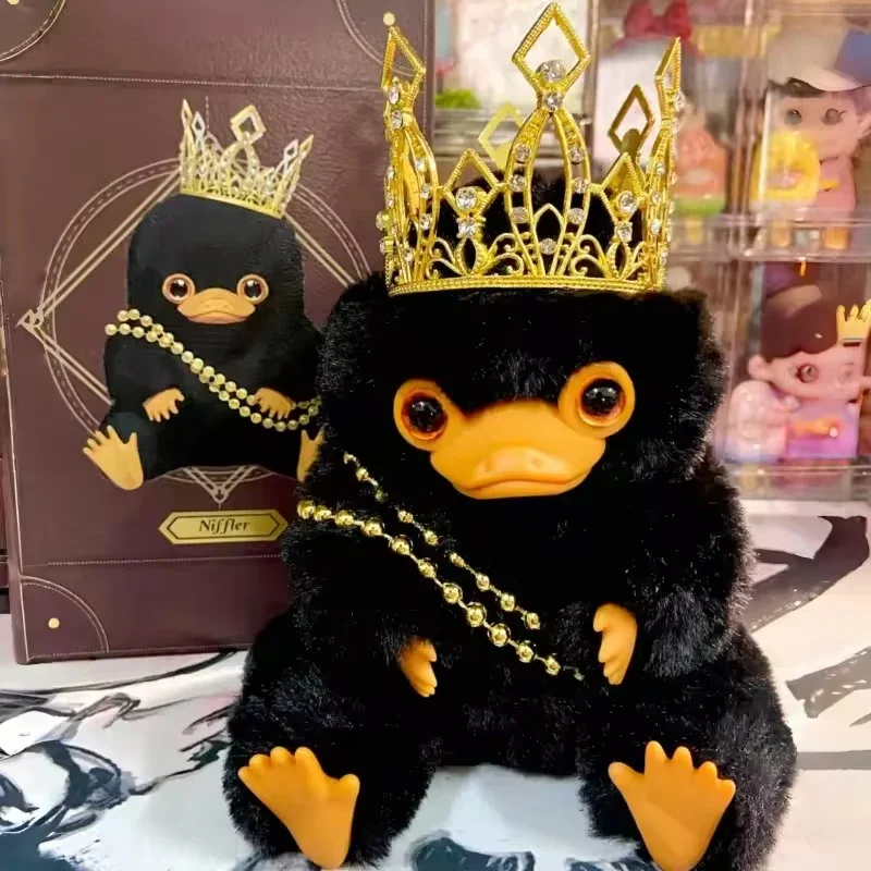 Magic Beast Niffler Jeweled Plush (19 cm) - Image 4
