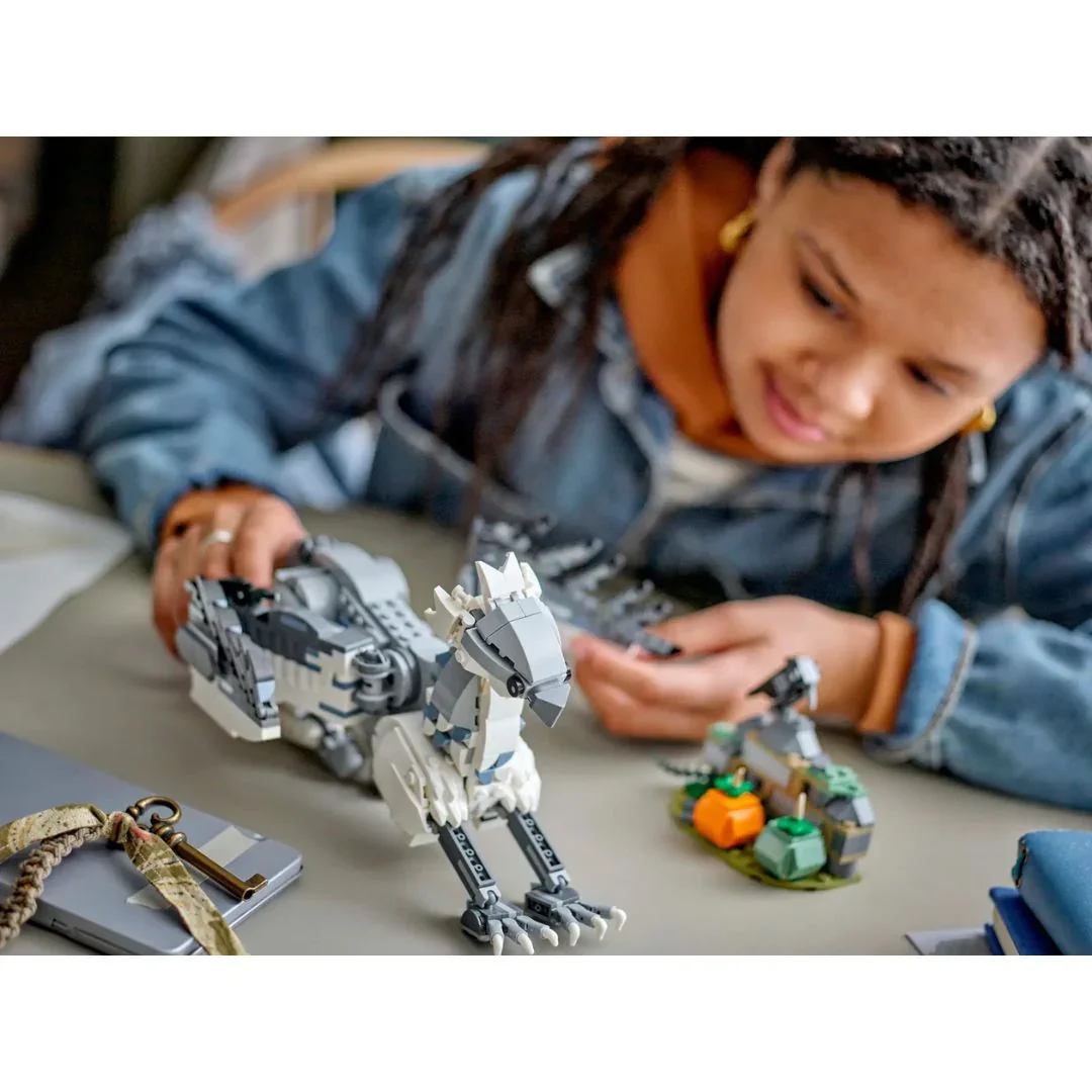 Magic Boy Buckbeak Building Blocks (732 Pcs) - Image 7