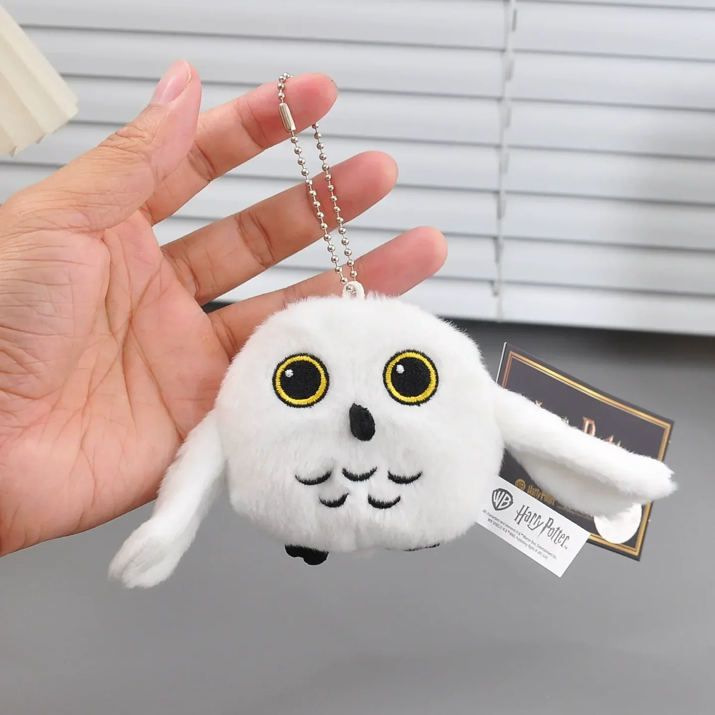Magnetic Messenger Hedwig Plush Pendant - Image 11