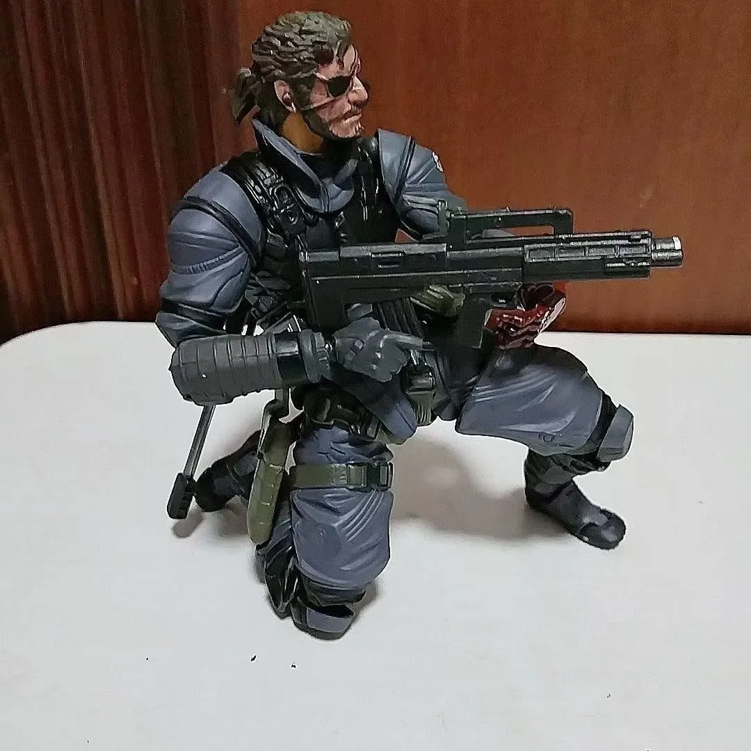 MGS-V Venom Snake Figurine (15 cm) - Image 8