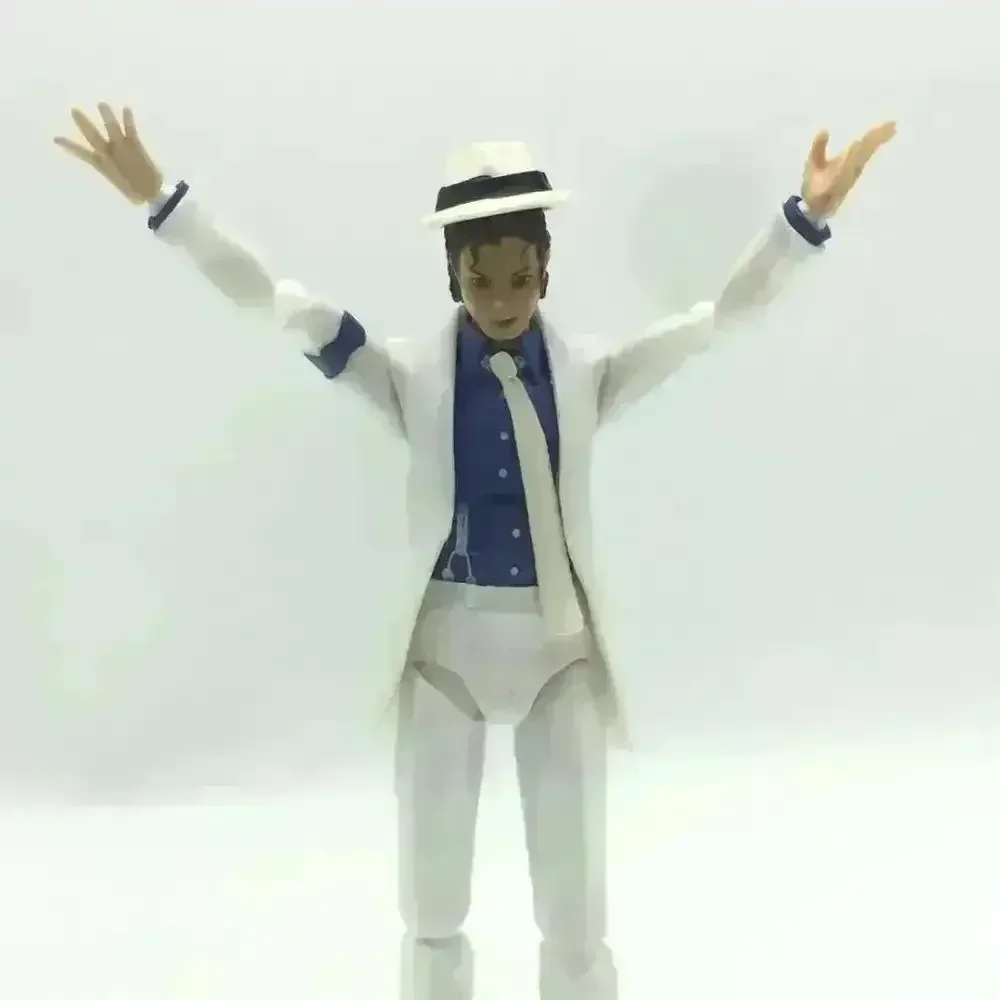 Michael Jackson Legendary Moonwalk Figurine - Image 3