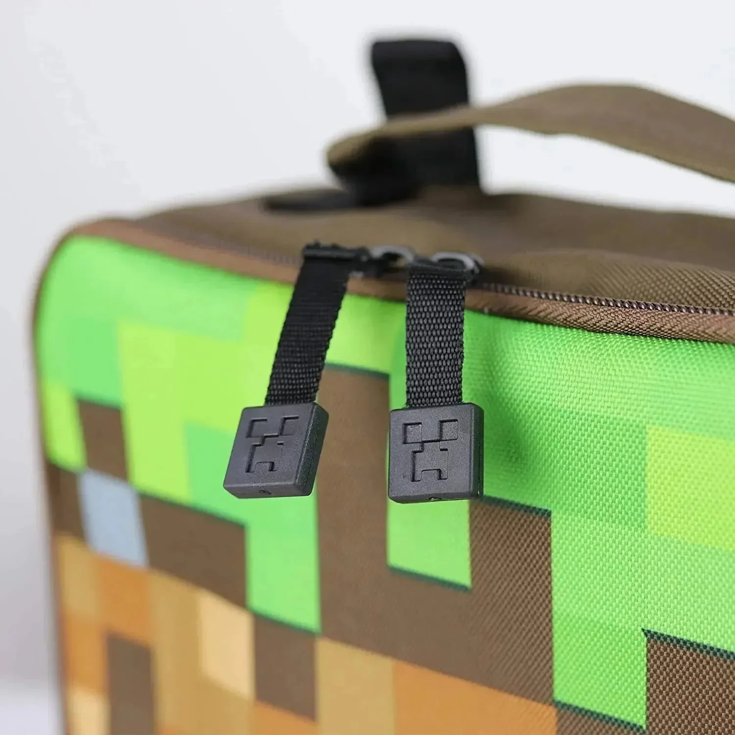 Mine & Dine Insulated Minecraft Lunch Bag - Image 3
