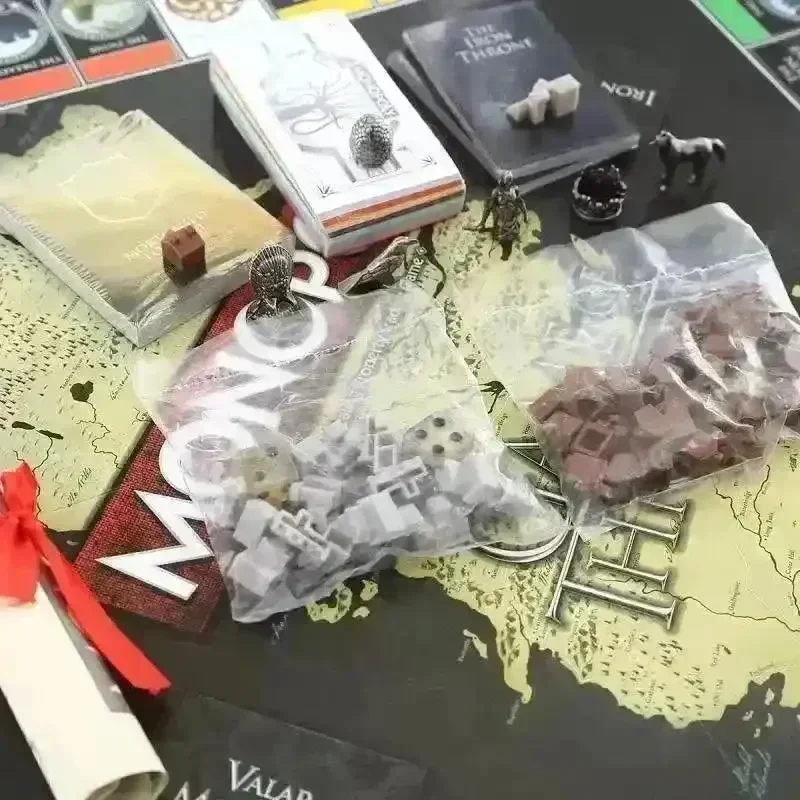 Monopoly Game of Thrones Board Game - Image 8