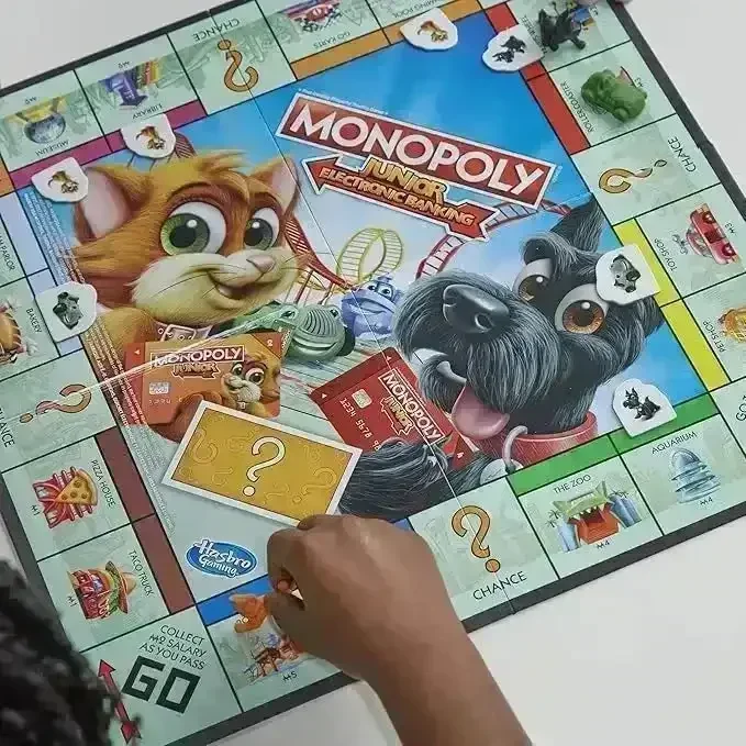 Monopoly Junior Electronic Banking Board Game - Image 6