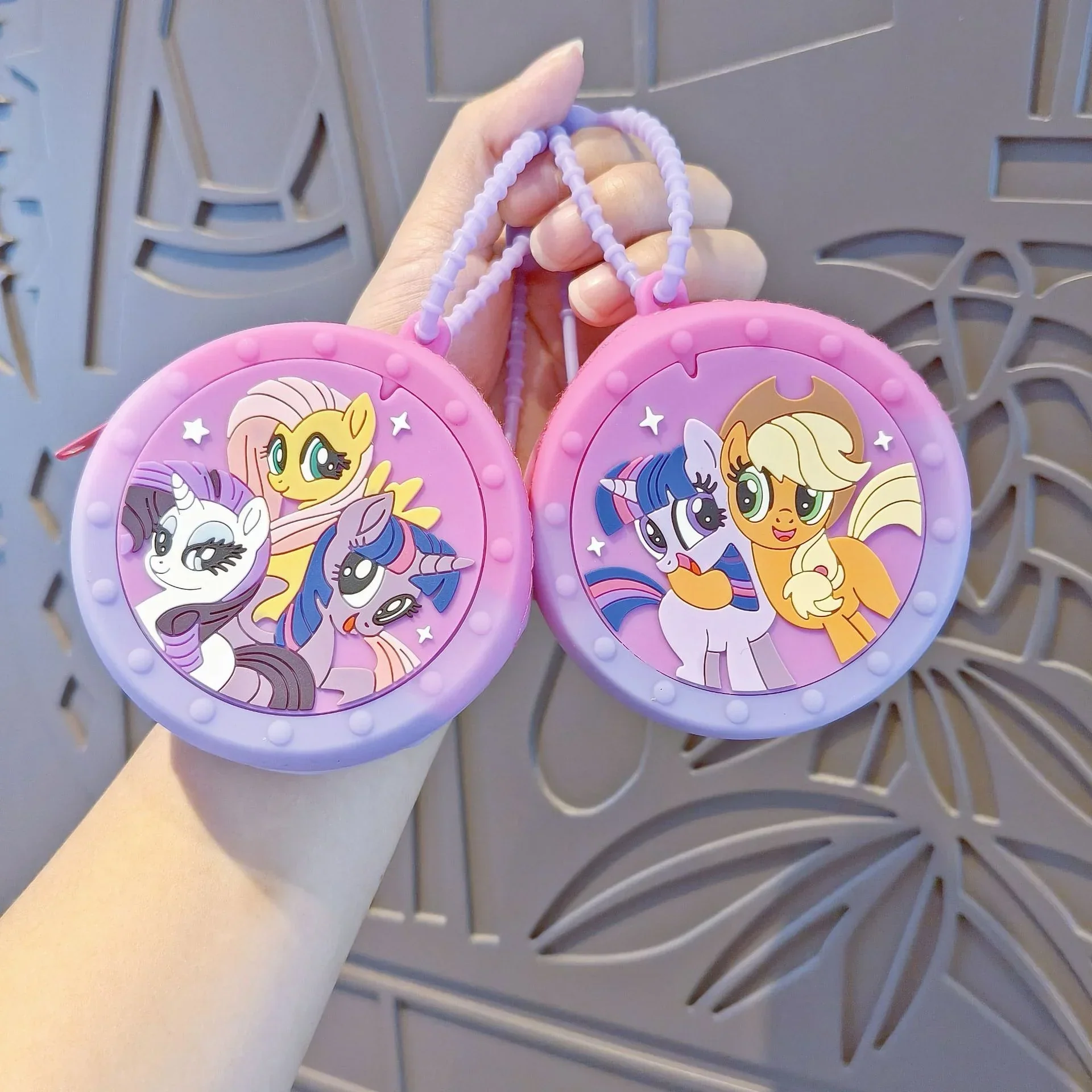 My Little Pony Round Silicone Coin Purse - Image 2