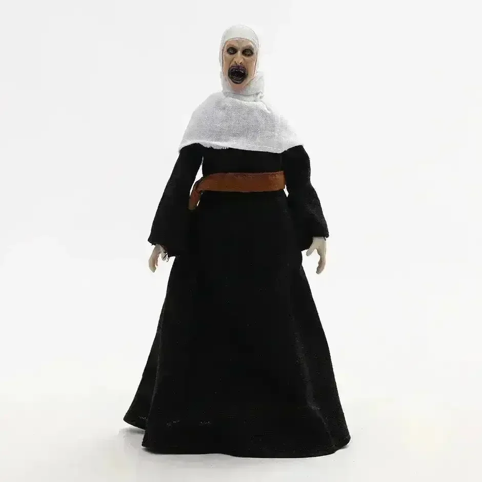 NECA The Nun Figurine (20 cm) - Image 3