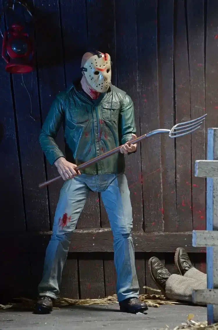 NEKA Terrifying Jason Deluxe Figurine (18 cm) - Image 5