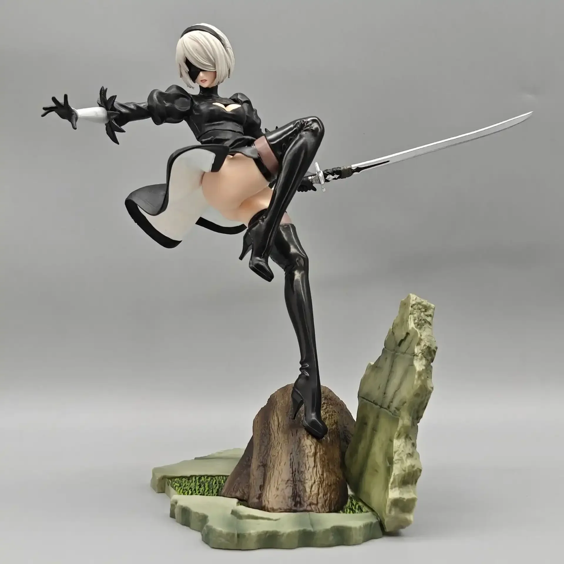 Nier Automata YoRHa Figurines (24 cm) - Image 5