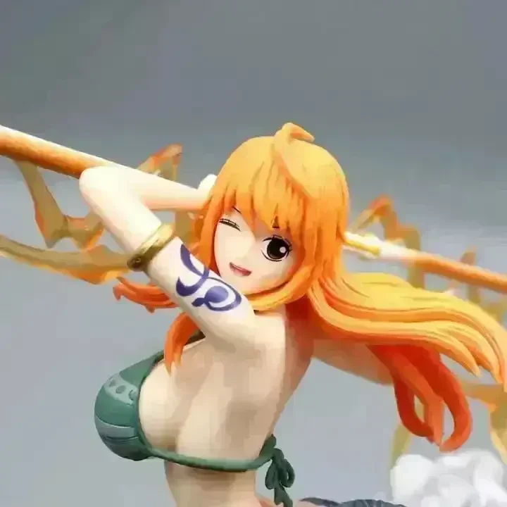 One Piece Nami Figure (29 cm) - Image 6