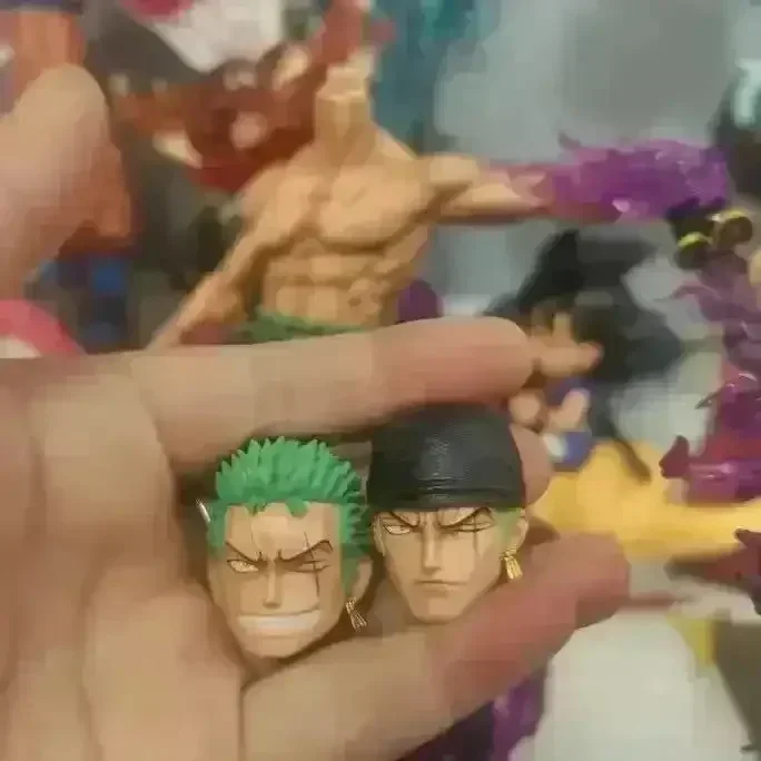 One Piece Roronoa Zoro Action Figure (30 cm) - Image 7