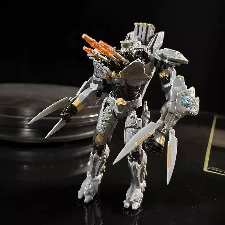 Pacific Rim Striker Eureka Australian Figure (16 cm) - Image 3