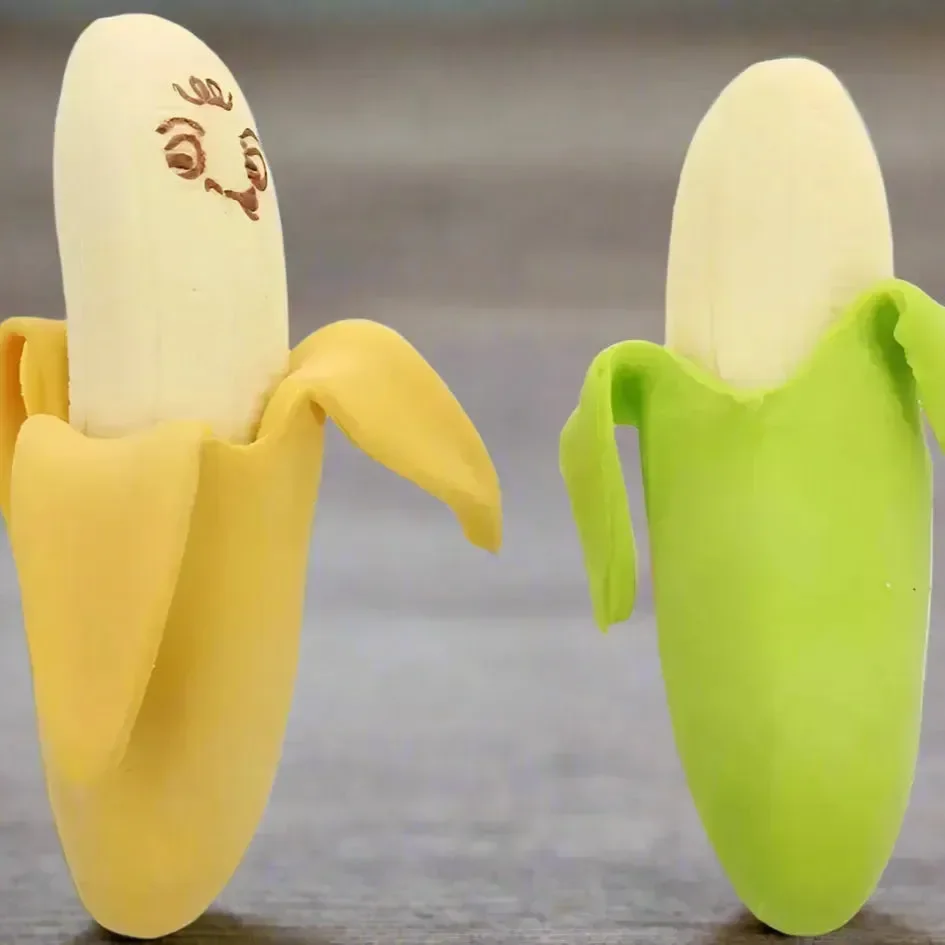 Peel & Erase Banana Eraser - Image 8