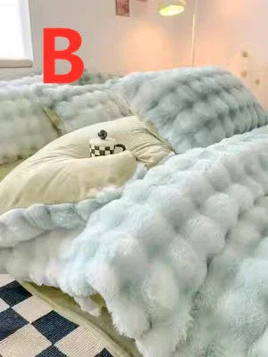 Pom Pom Plush Paradise Bedding Set - Image 3