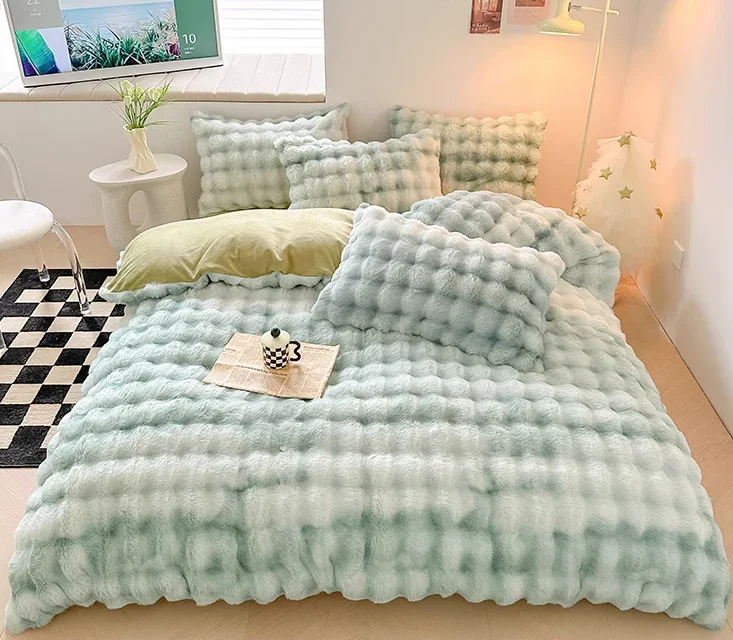 Pom Pom Plush Paradise Bedding Set - Image 8