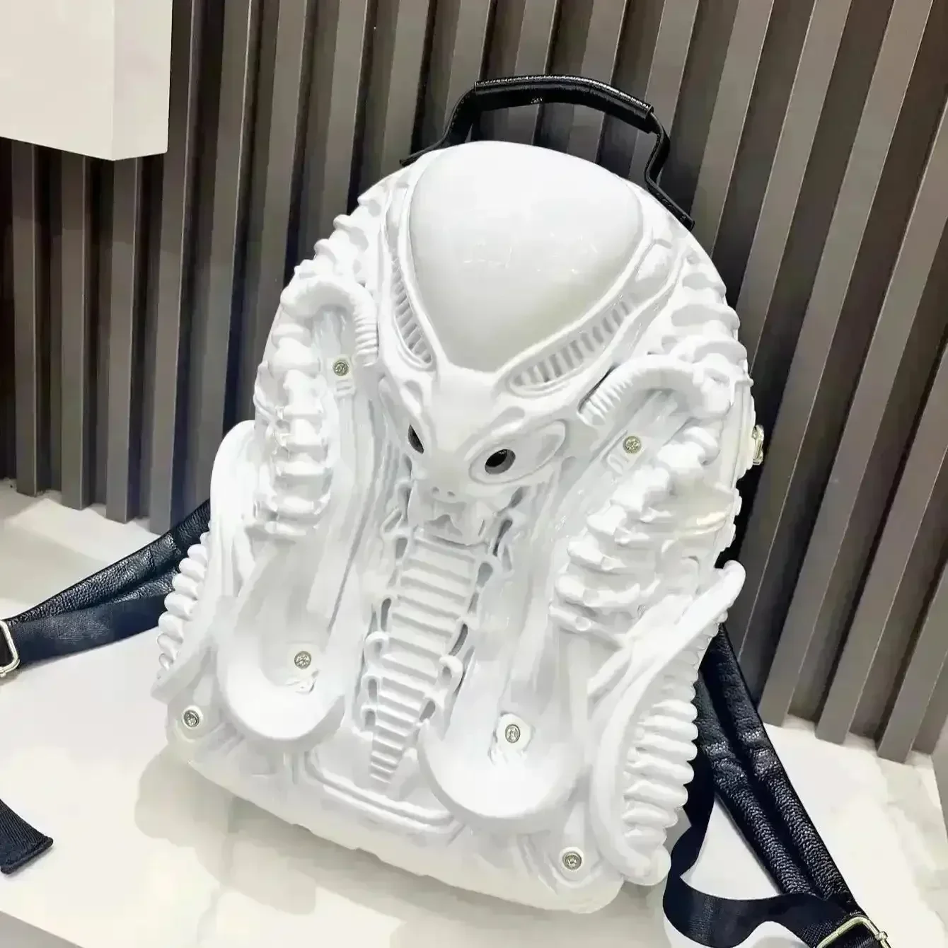 Predator Futuristic Backpack - Image 7