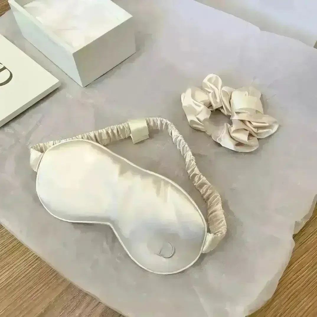Premium D Luxe White and Gold Vanity Kit - Image 4