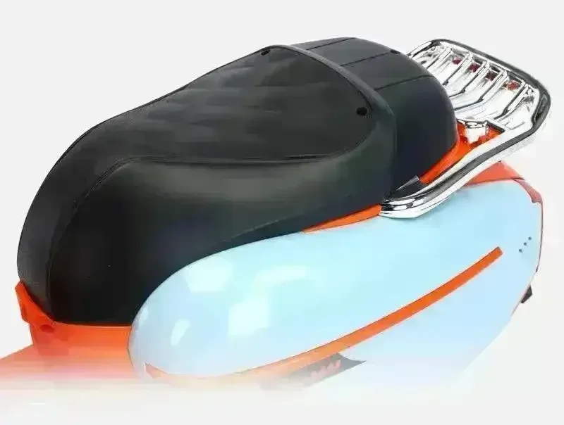 Ride-on Kids Gulf Battery Operated Scooter - Image 4