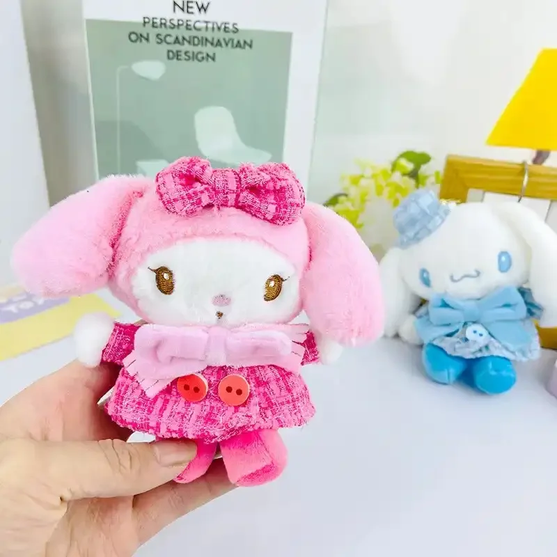 Sanliou Winter Ensemble Plush Keychain - Image 5
