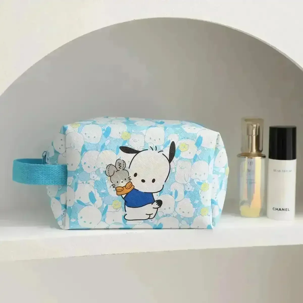 Sanliou Compact Kuromi Cosmetic Bag - Image 9
