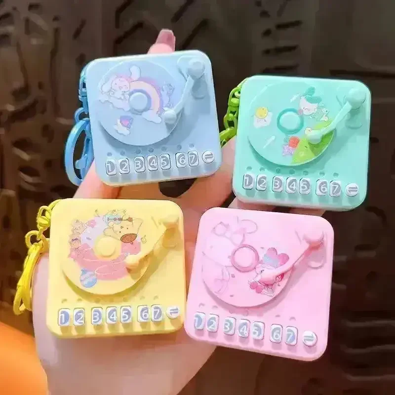 Sanliou Disc Phonograph Keychain - Image 2