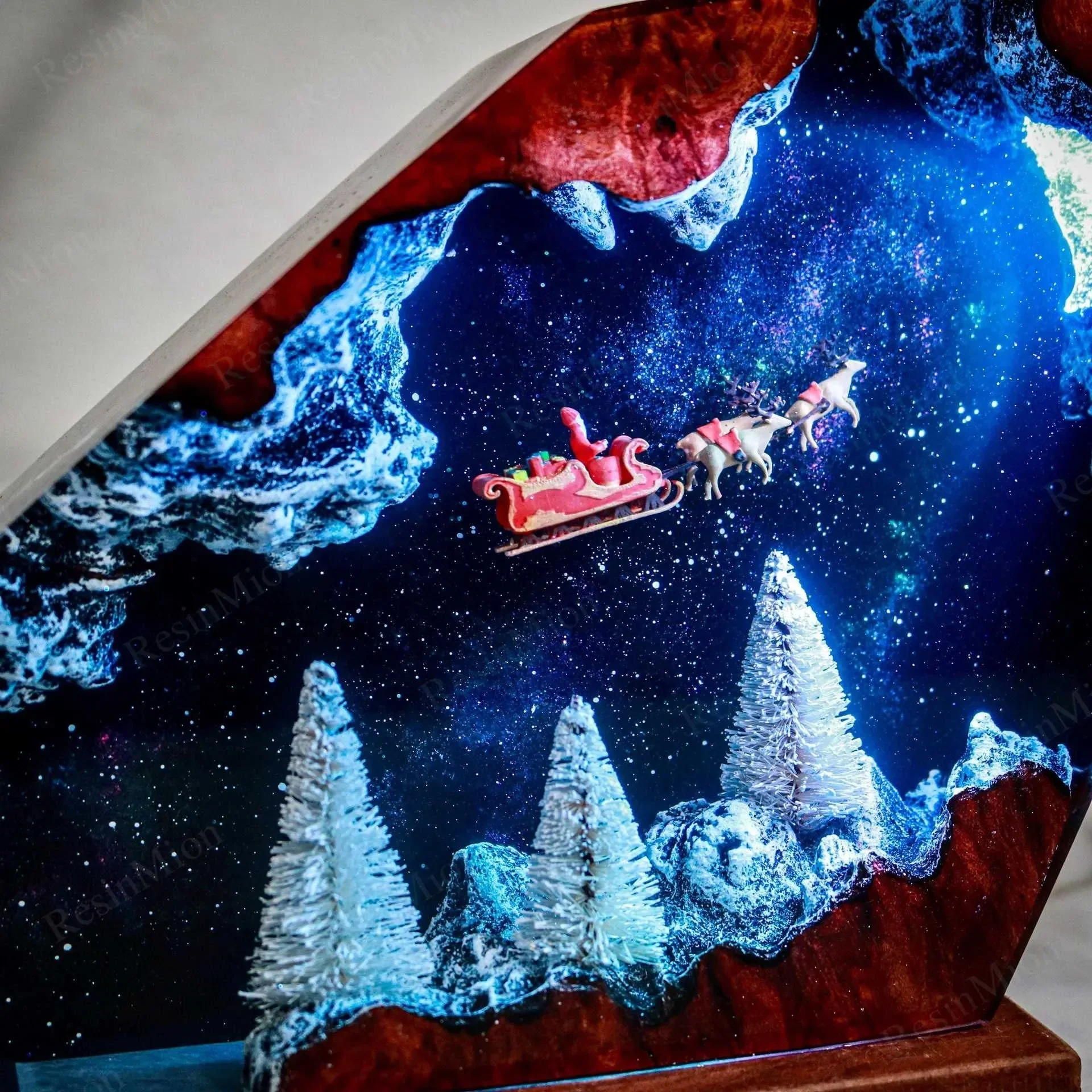 Santa Claus Winter Sky Resin Night Light - Image 3