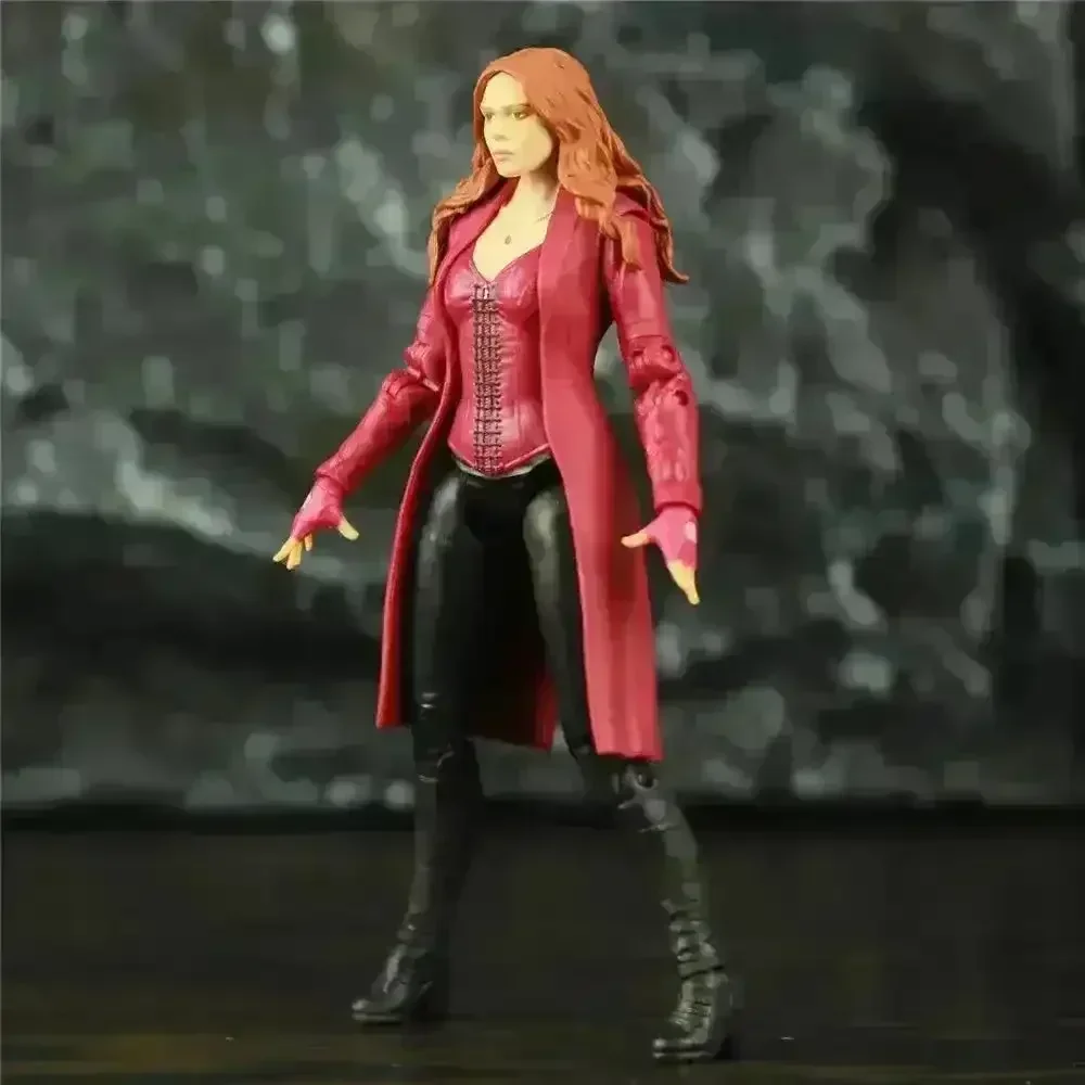 Scarlet Witch 1/6th Scale Figurine - Image 6