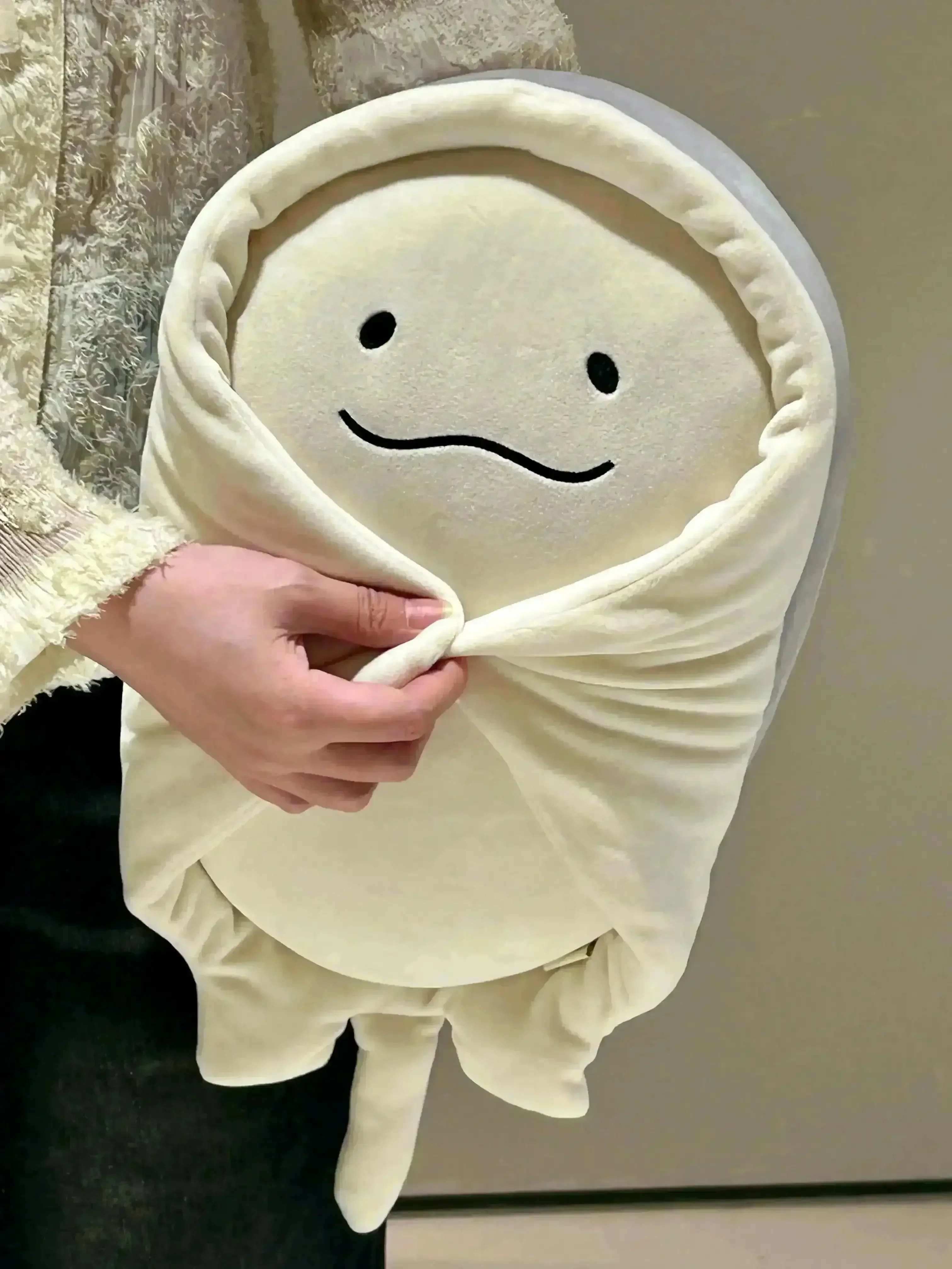 Shadow Glide Sting Ray Plushie (55 cm) - Image 8
