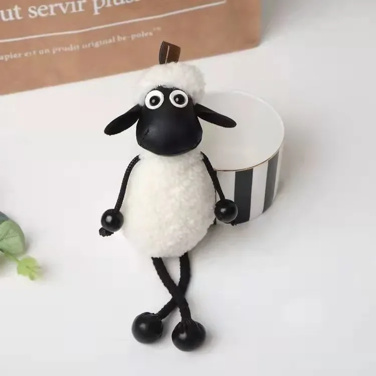 Shaun the Sheep Wool Luxe Keychain - Image 8