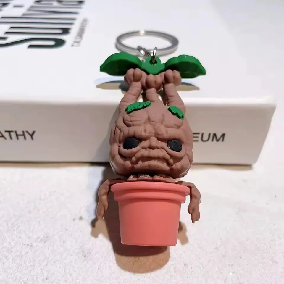 Shrieking Sprout Mandrake Root Keychain - Image 5