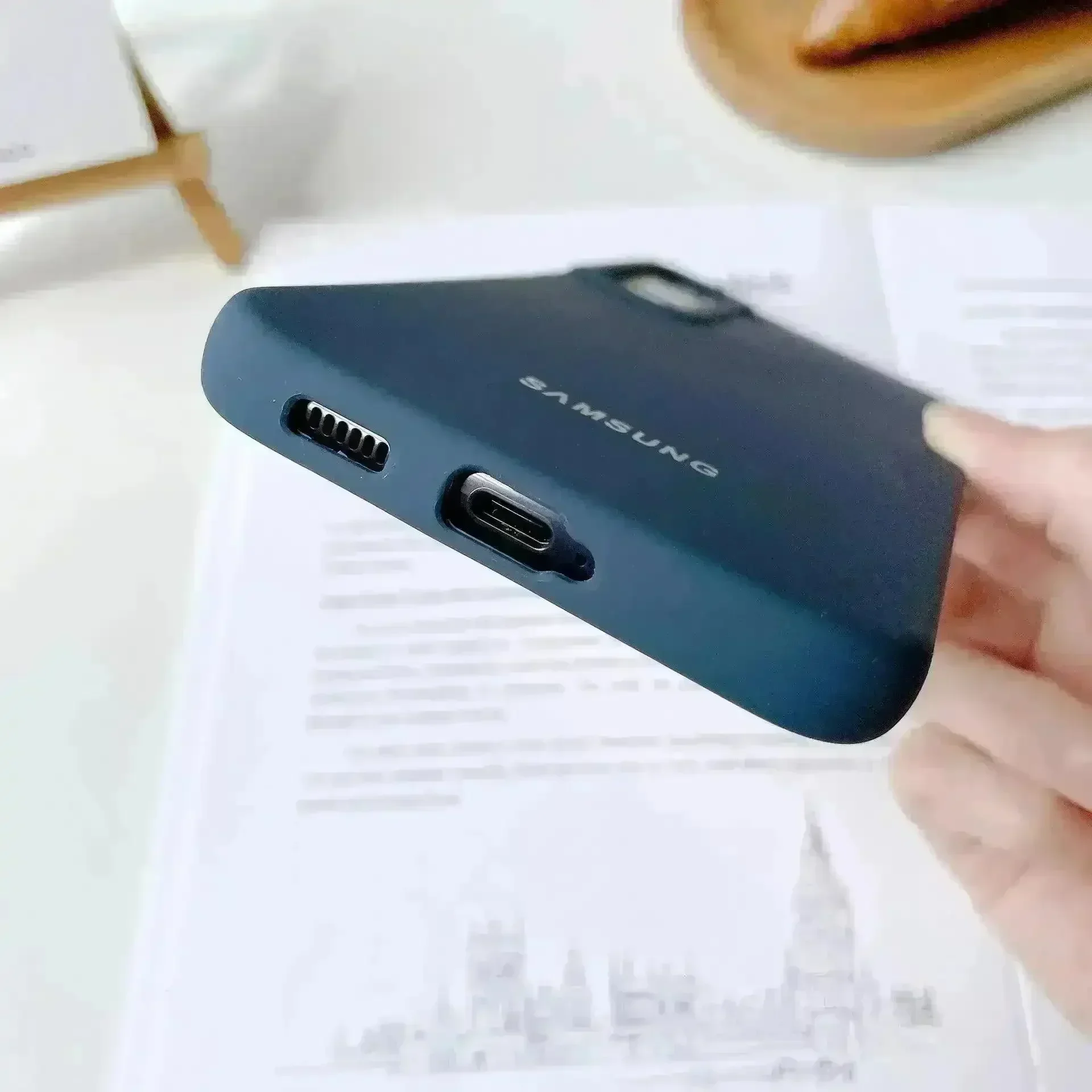 Silicon Anti-Fall Premium Cover (For Samsung) - Image 4