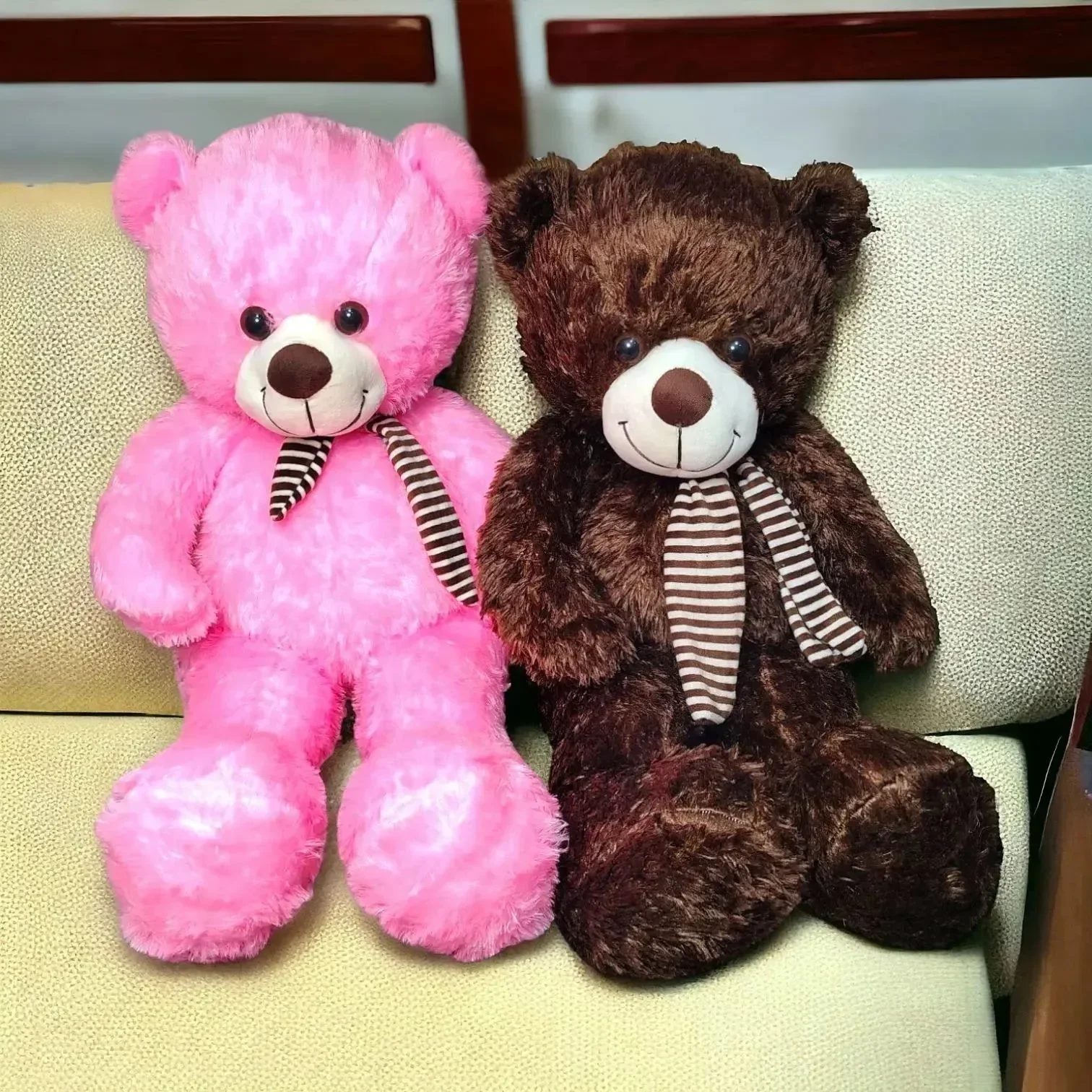 Snuggle Scarf Teddy Bear Plush Toy (70 cm) - Image 2