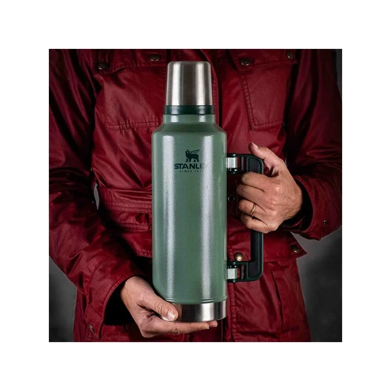 Stanley Classic Legendary Steel Thermos (1900 ml) - Image 10