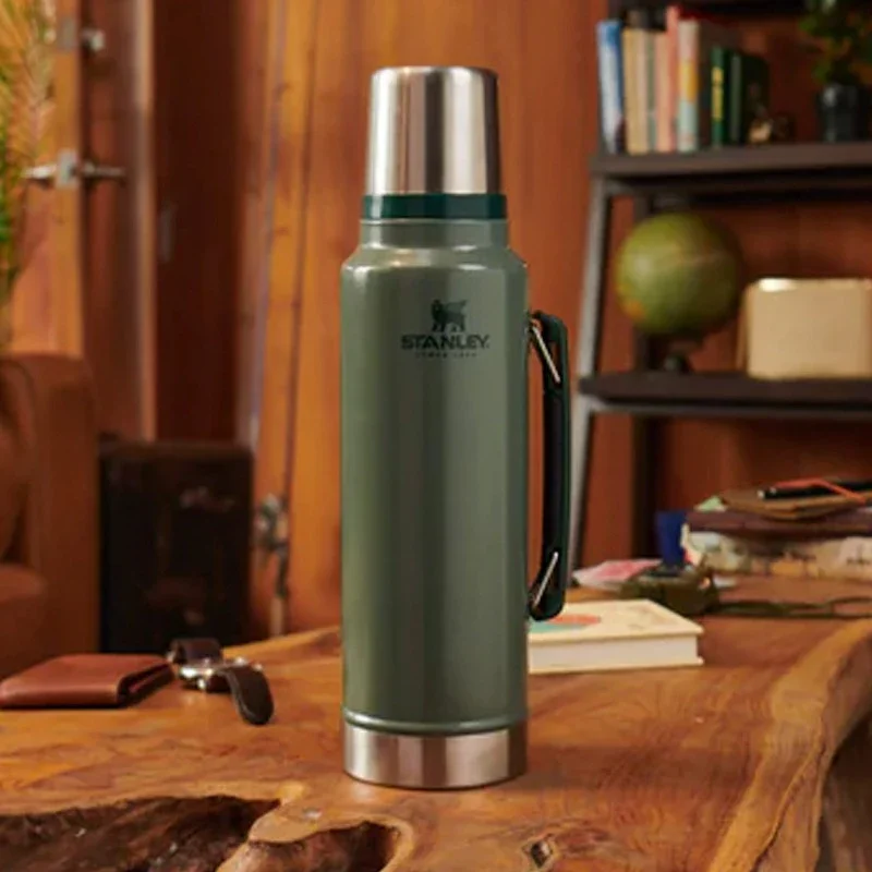 Stanley Classic Legendary Steel Thermos (1900 ml) - Image 6