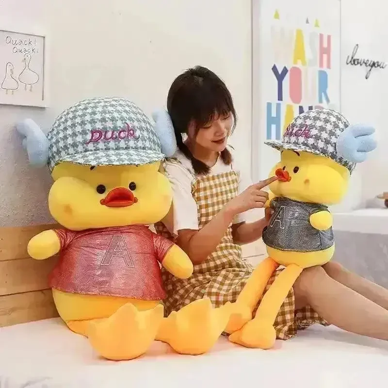 Stylish Yellow Duck With Cap - Image 4