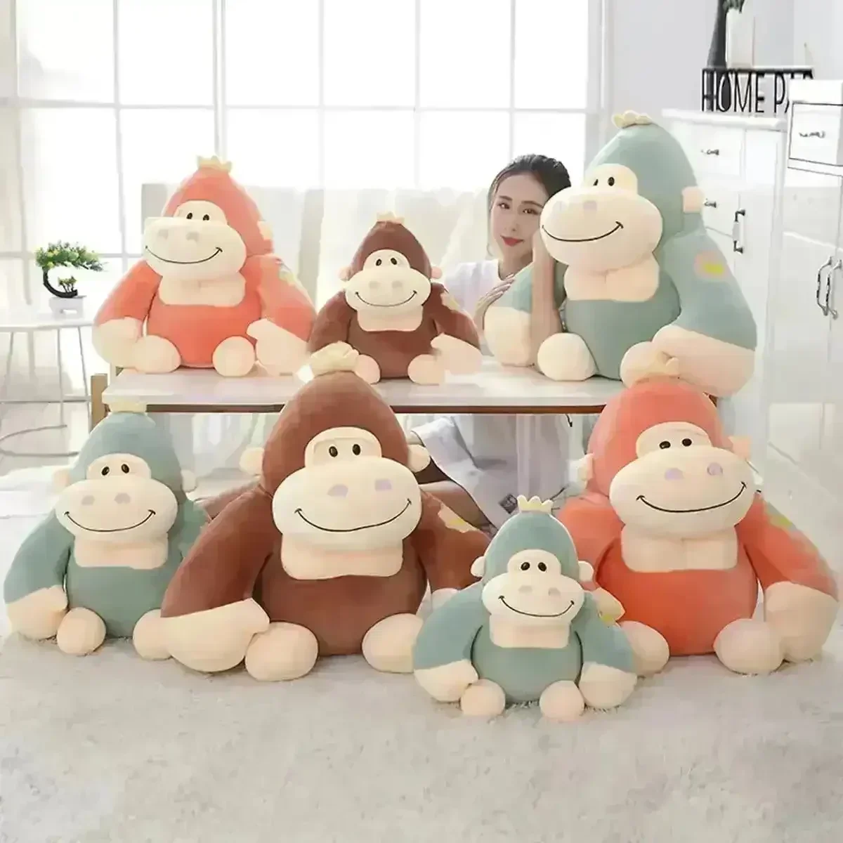 Super Friendly Gorilla Plushie (25 cm) - Image 3