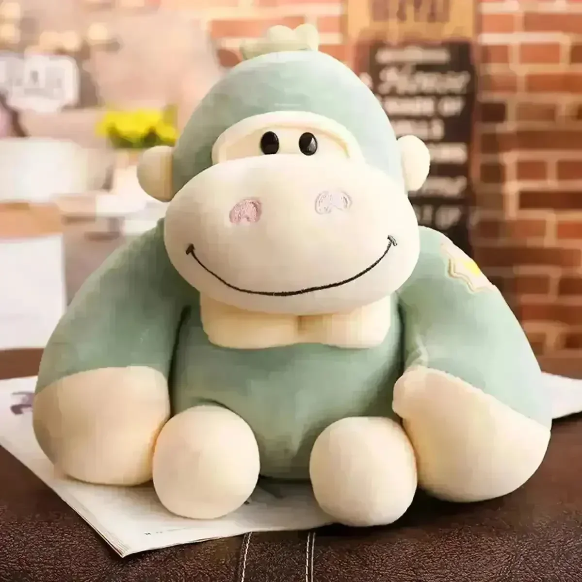 Super Friendly Gorilla Plushie (25 cm) - Image 9